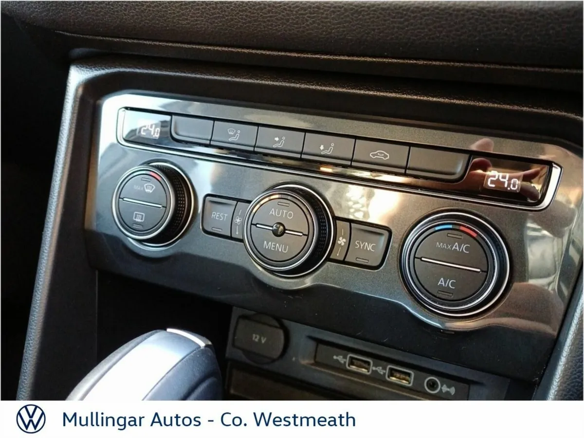Volkswagen Tiguan SUV, Petrol, 2020, White