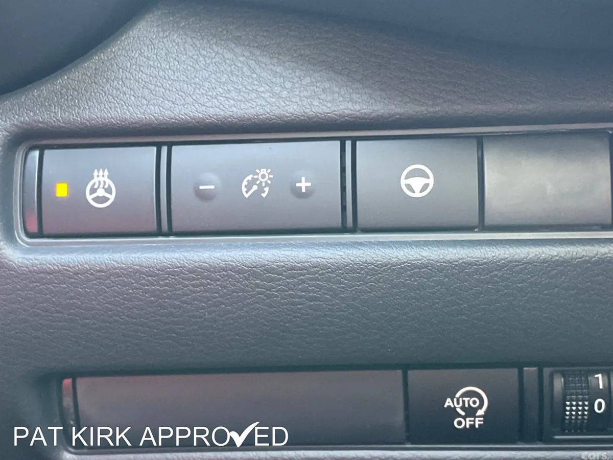 Nissan Juke Hatchback, Petrol, 2025, Silver