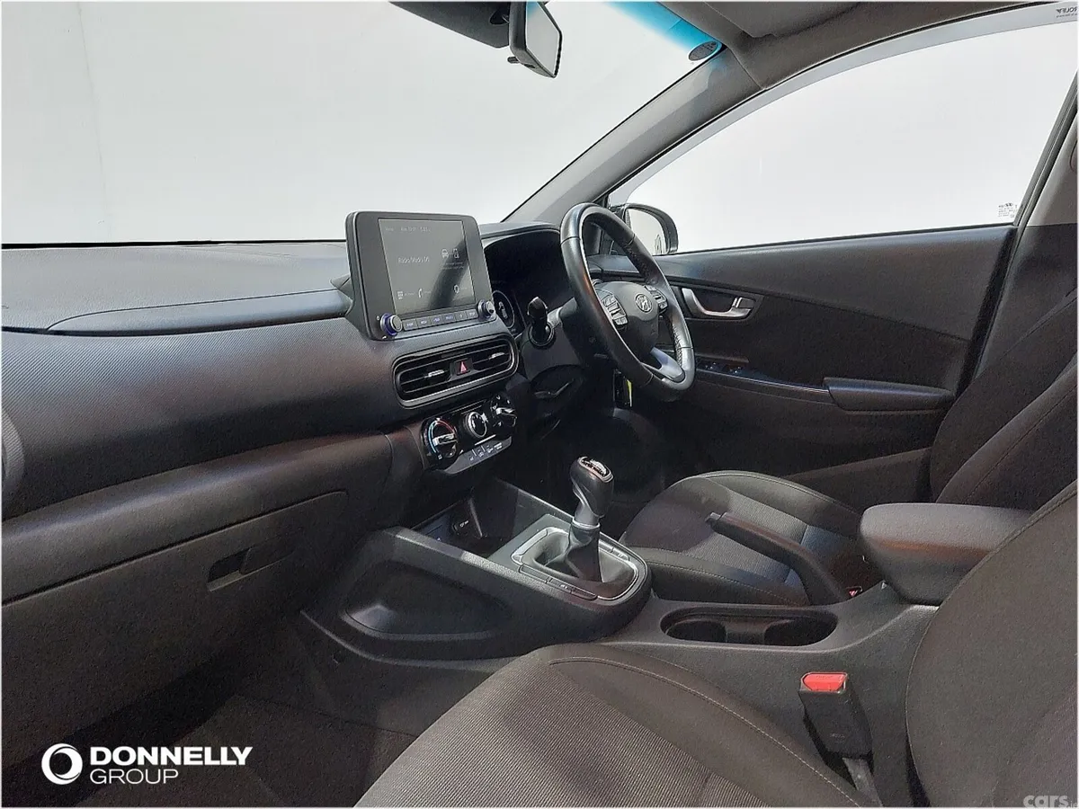 Hyundai KONA Hatchback, Petrol, 2022, Black