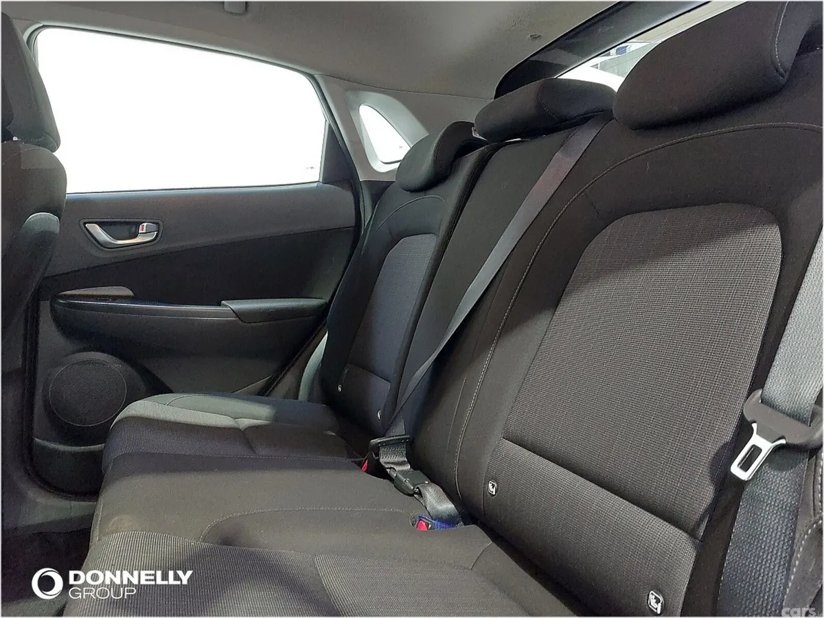 Hyundai KONA Hatchback, Petrol, 2022, Black