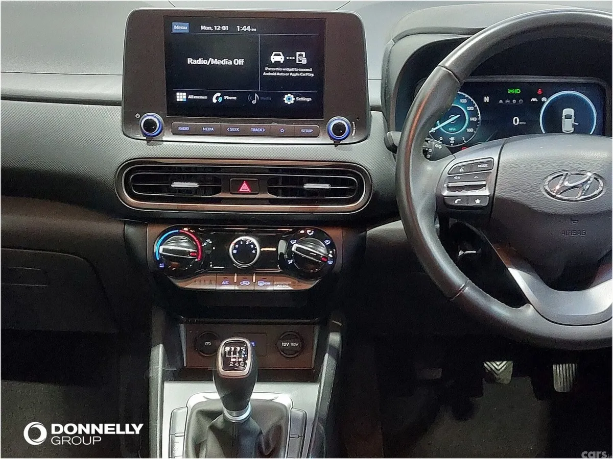 Hyundai KONA Hatchback, Petrol, 2022, Black