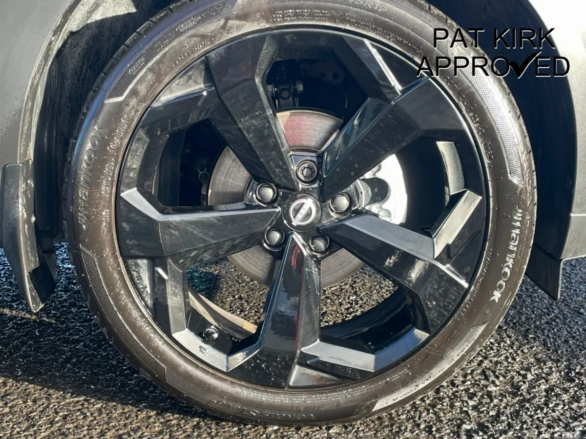 Nissan Juke Hatchback, Petrol, 2025, Silver