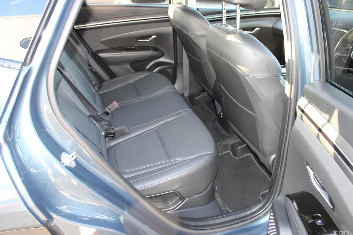 Hyundai Tucson SUV, Petrol Hybrid, 2023, Blue