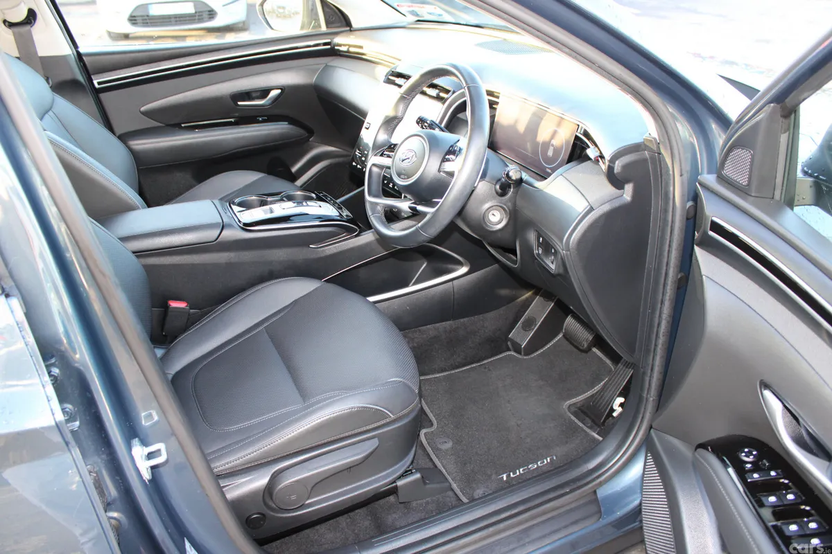 Hyundai Tucson SUV, Petrol Hybrid, 2023, Blue