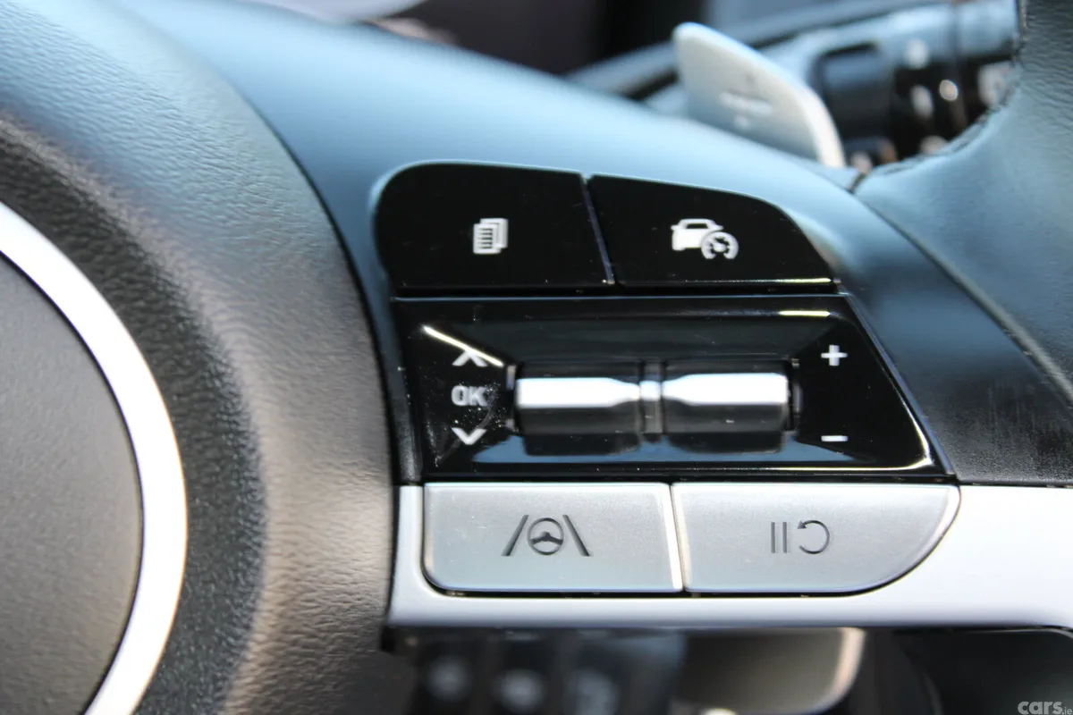 Hyundai Tucson SUV, Petrol Hybrid, 2023, Blue
