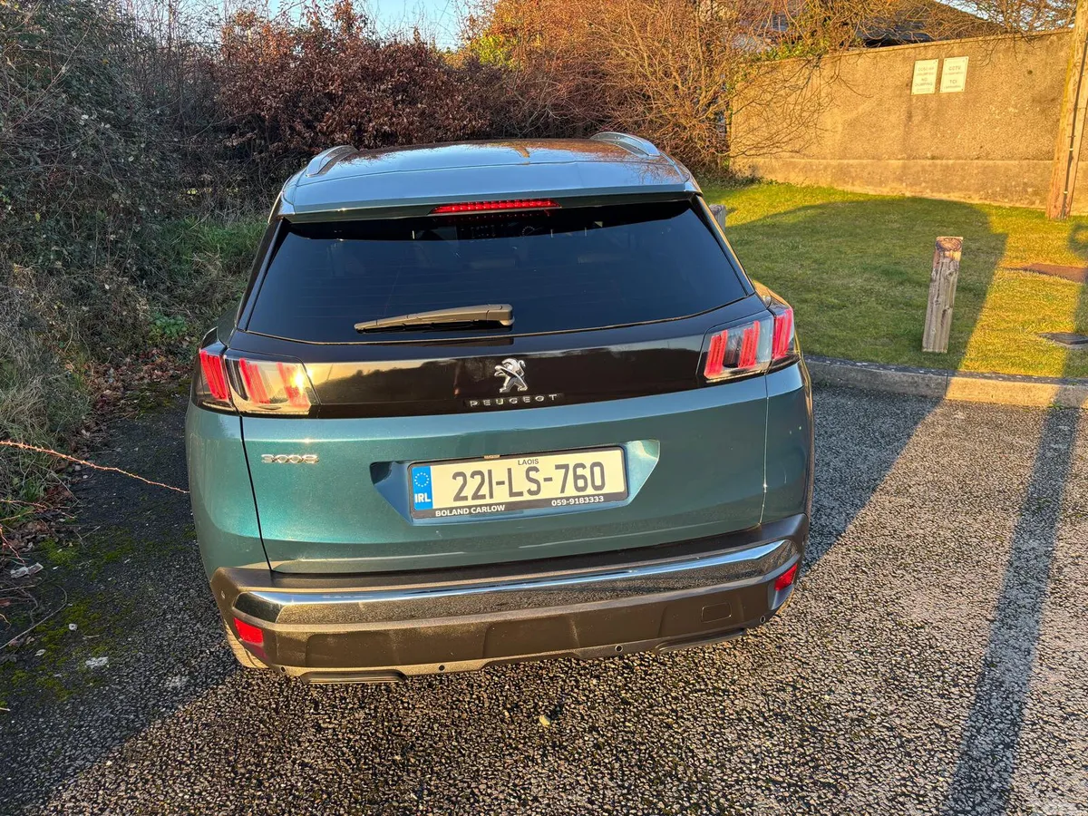 Peugeot 3008 MPV, Petrol, 2022, Blue