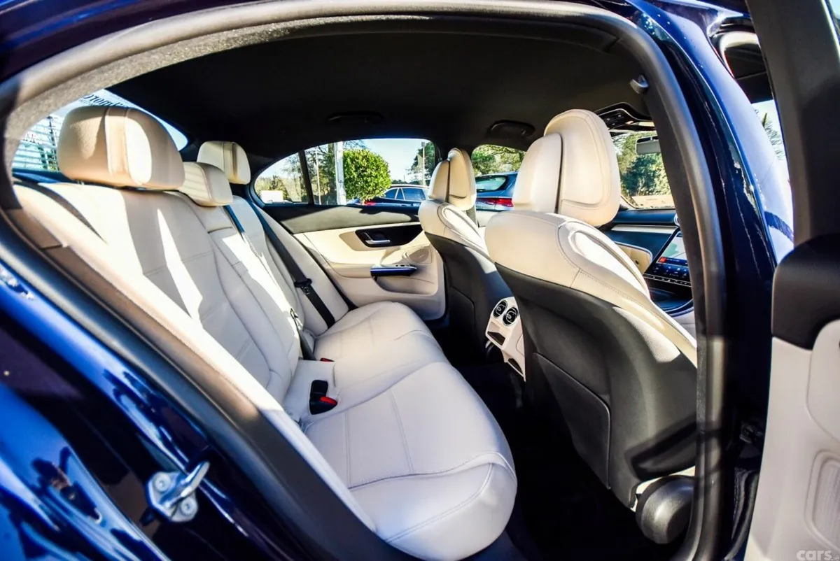 Mercedes-Benz C-Class Saloon, Diesel Hybrid, 2023, Blue