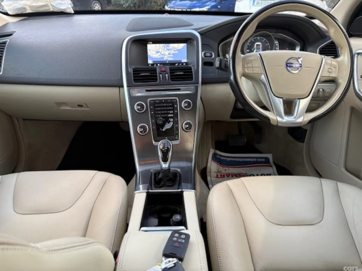 Volvo XC60 SUV, Diesel, 2015, Blue