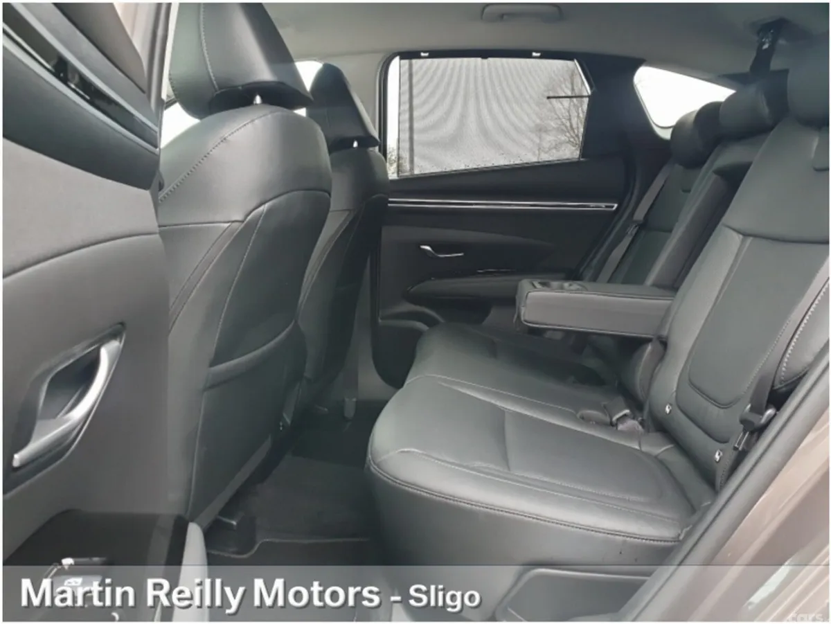 Hyundai Tucson MPV, Diesel, 2024, Brown