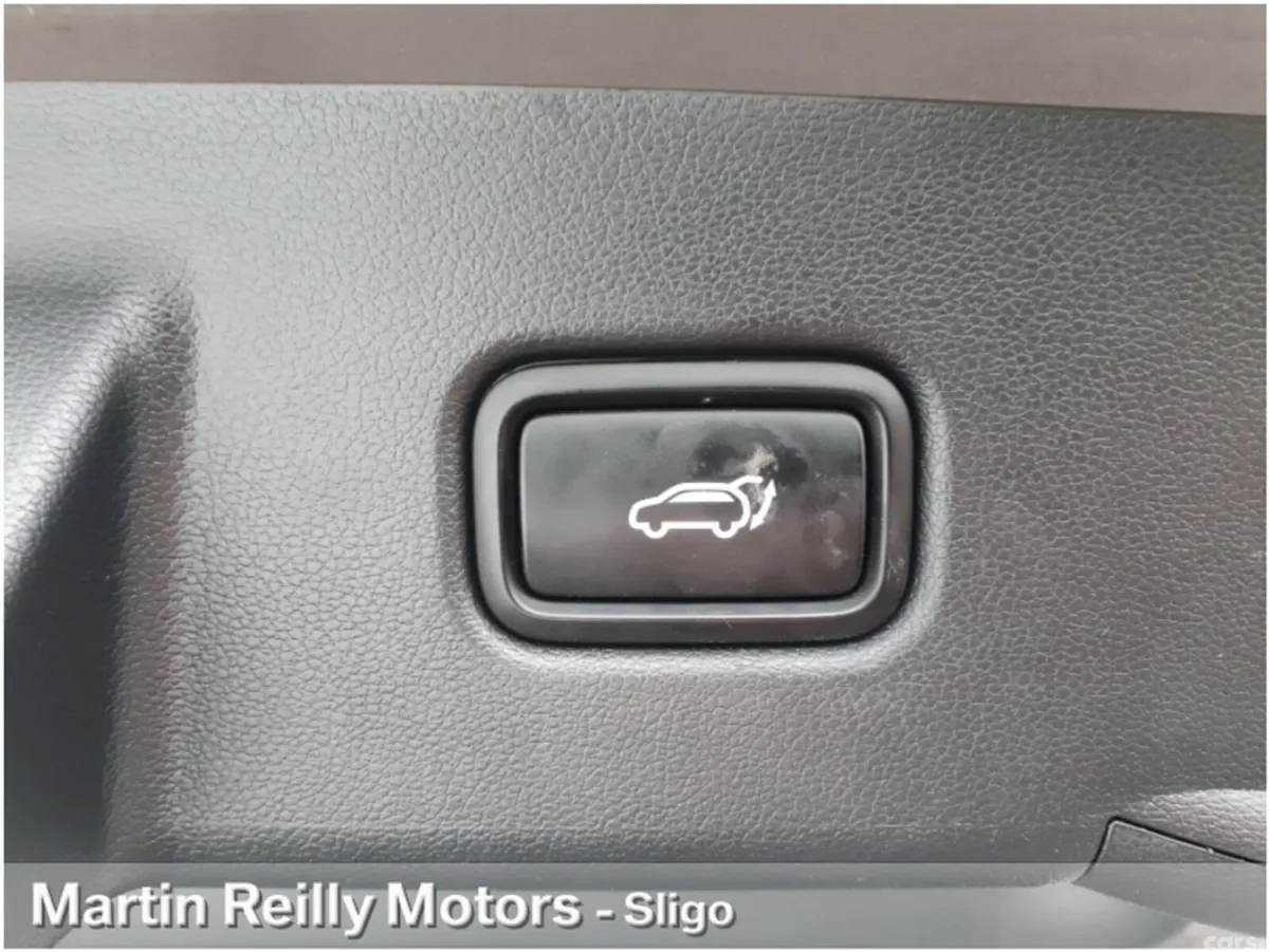 Hyundai Tucson MPV, Diesel, 2024, Brown