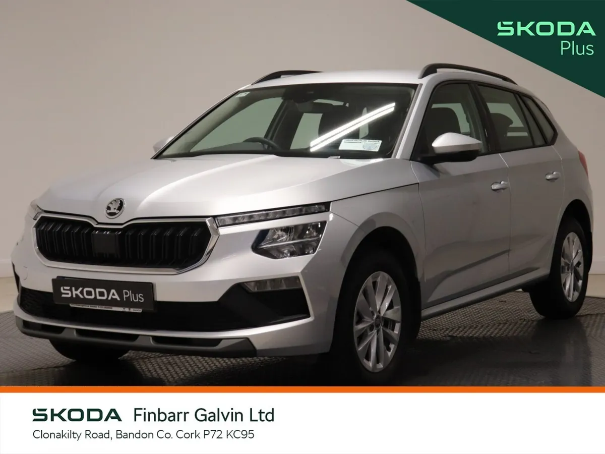 Skoda Kamiq Hatchback, Petrol, 2025, Grey