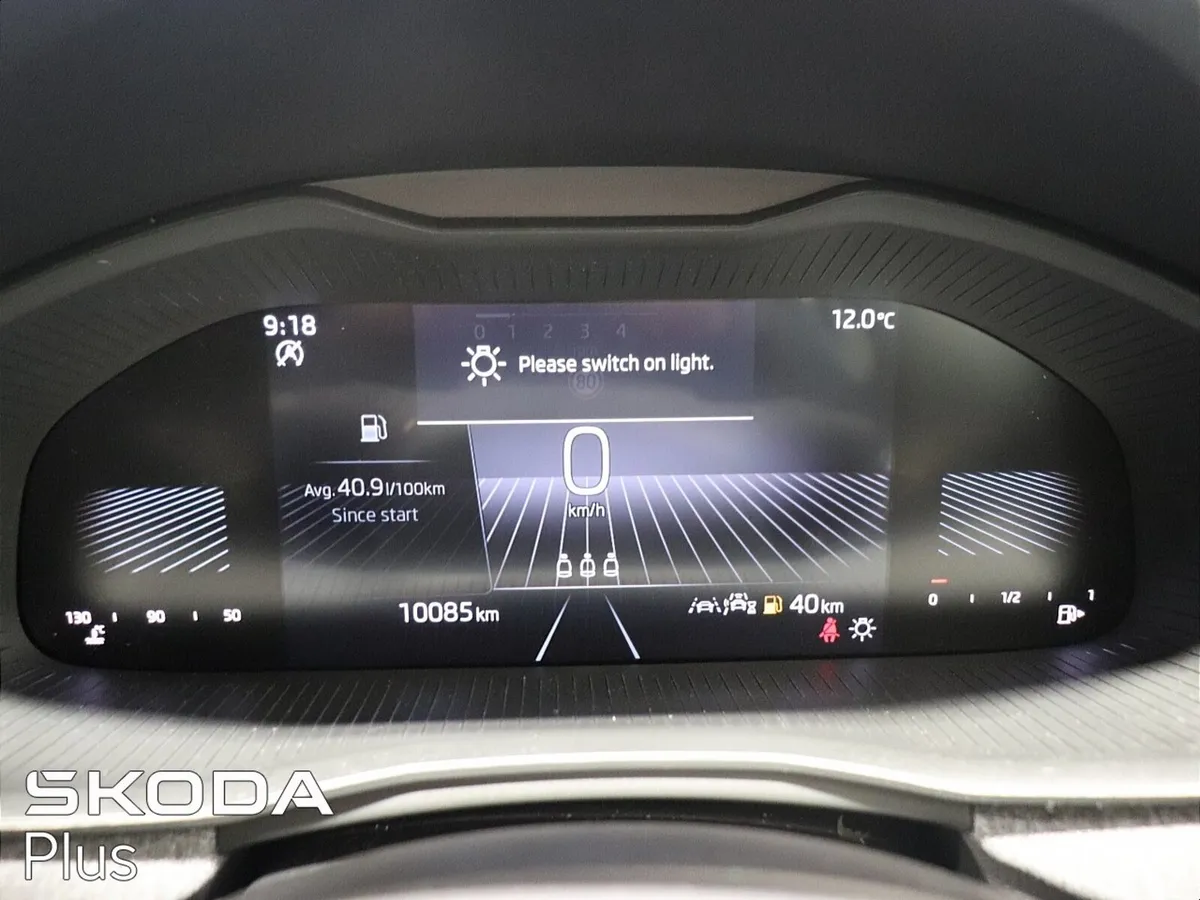 Skoda Kamiq Hatchback, Petrol, 2025, Grey