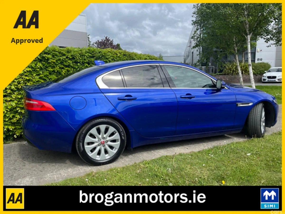Jaguar XE Saloon, Diesel, 2017, Blue