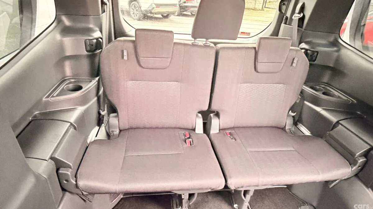Toyota Voxy MPV, Petrol Hybrid, 2023, White