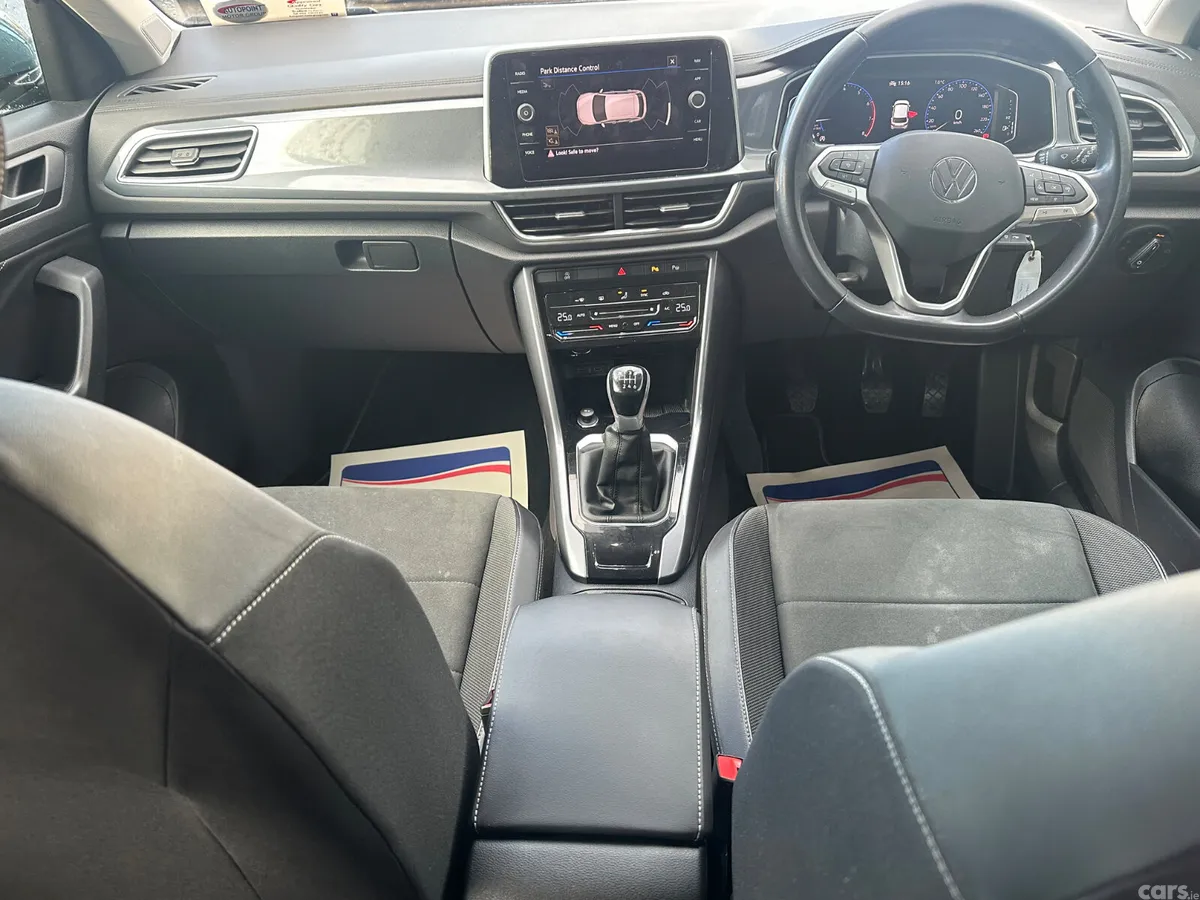 Volkswagen T-Roc SUV, Petrol, 2022, Blue