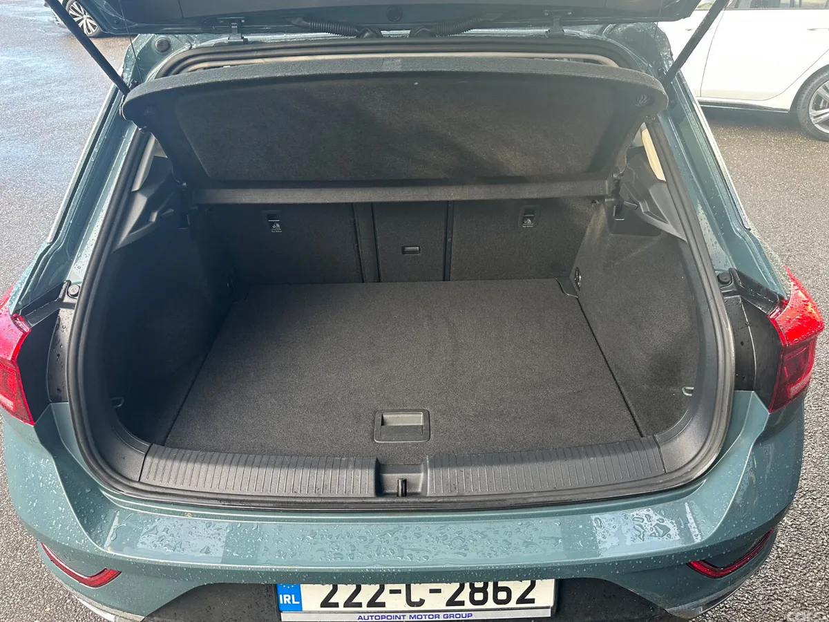 Volkswagen T-Roc SUV, Petrol, 2022, Blue