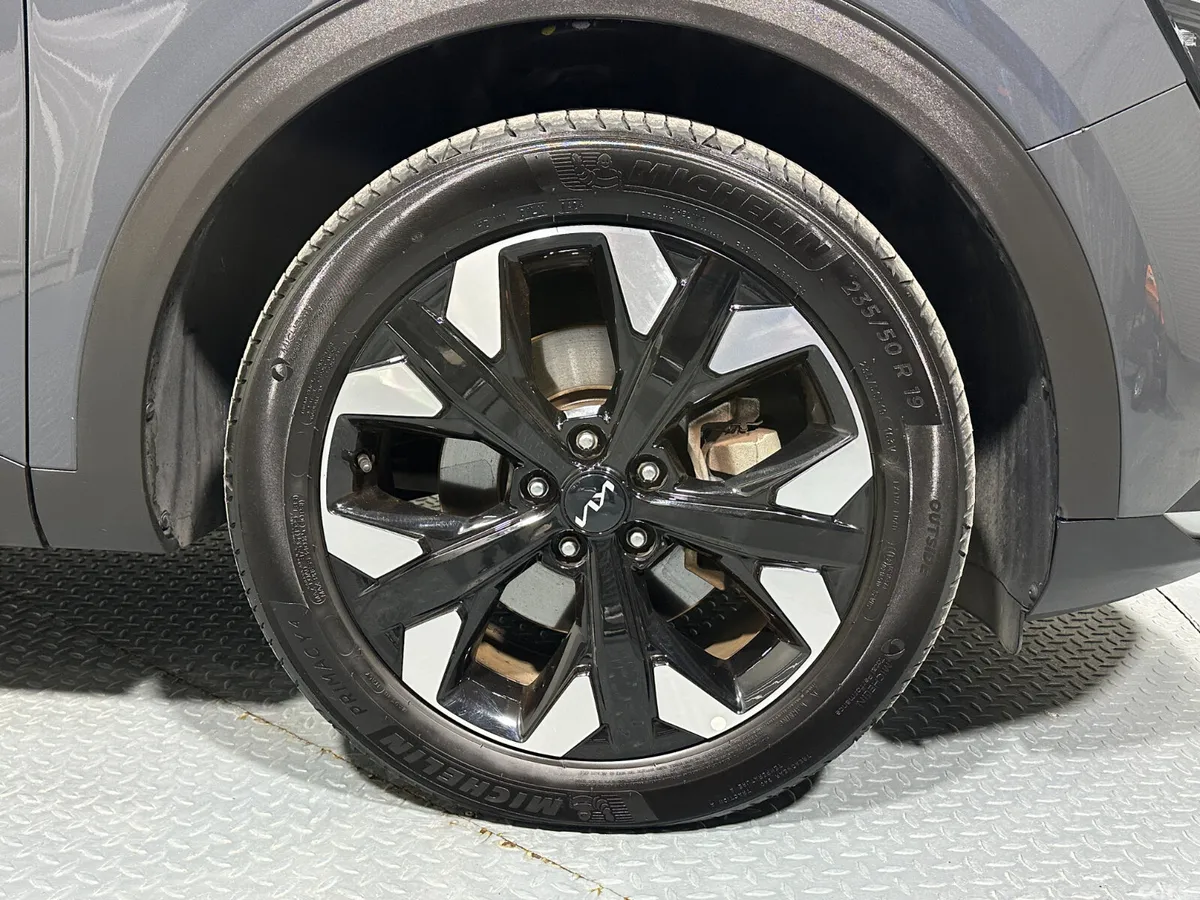 Kia Sportage SUV, Petrol Plug-in Hybrid, 2023, Grey