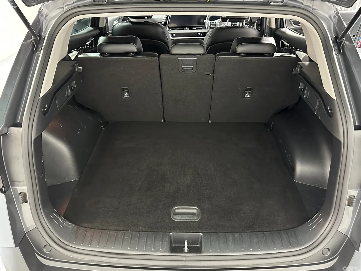 Kia Sportage SUV, Petrol Plug-in Hybrid, 2023, Grey
