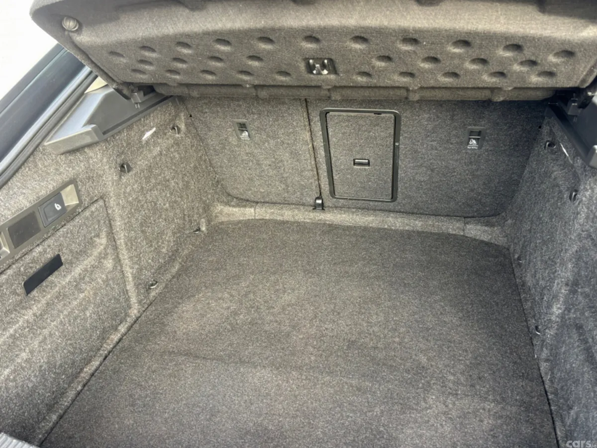 Skoda Superb Hatchback, Diesel, 2021, Grey