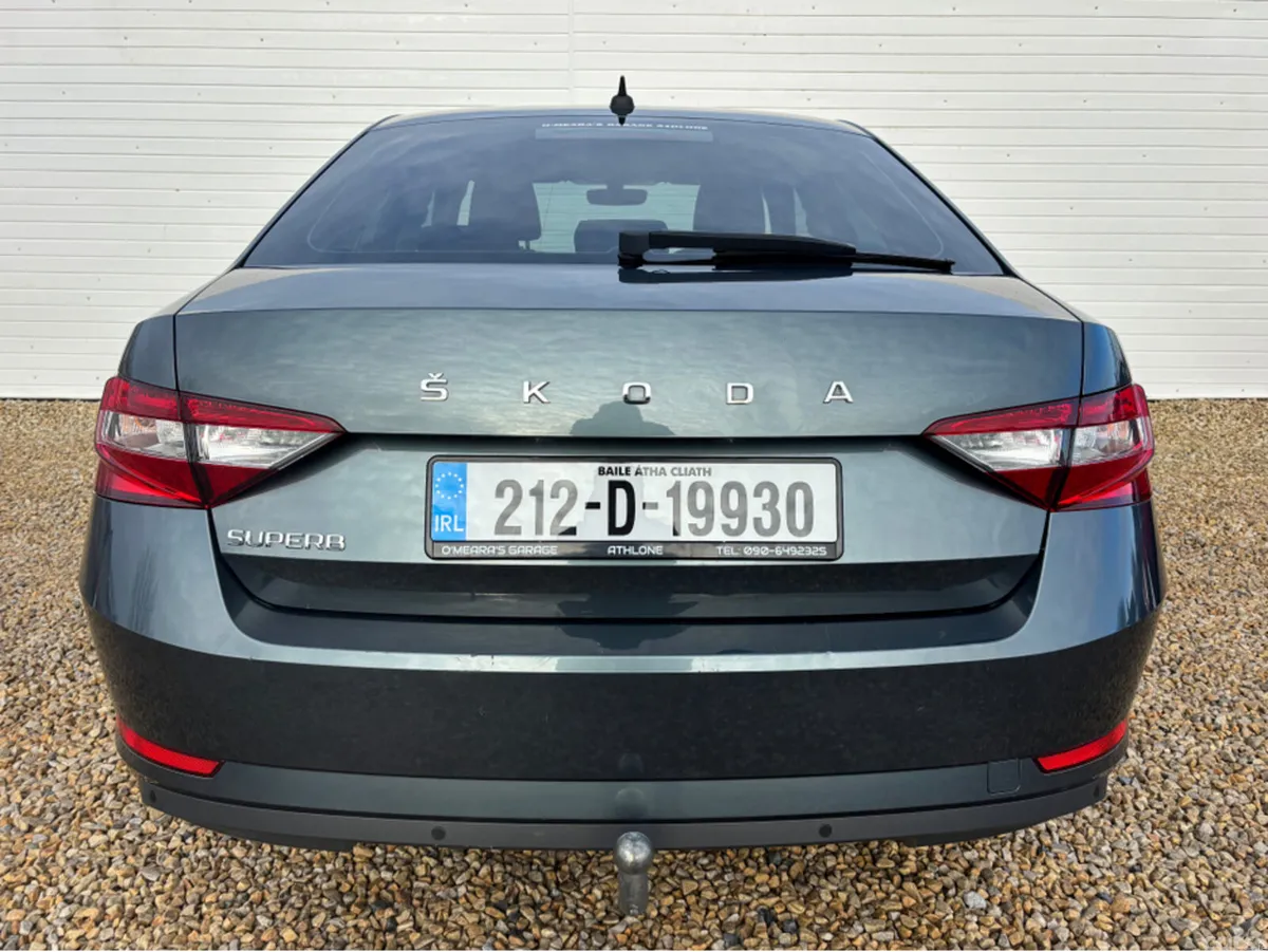 Skoda Superb Hatchback, Diesel, 2021, Grey