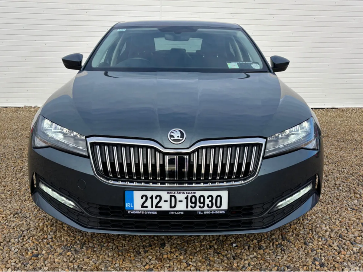 Skoda Superb Hatchback, Diesel, 2021, Grey