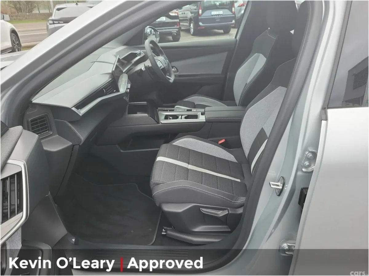 Opel Grandland SUV, Petrol Hybrid, 2026, Silver