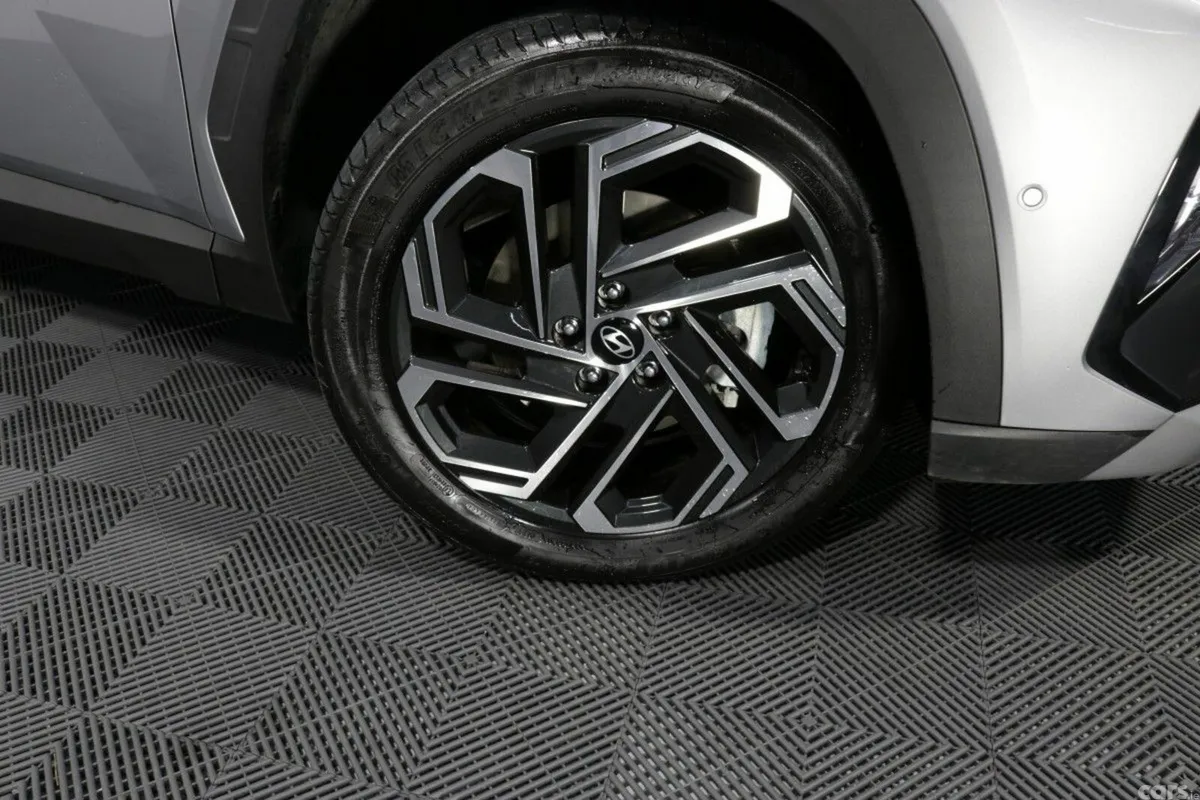 Hyundai Tucson SUV, Petrol Plug-in Hybrid, 2025, Grey