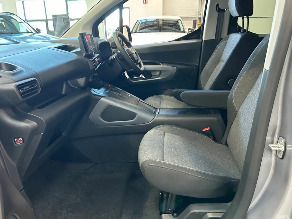 Opel Combo MPV, Diesel, 2026, Grey