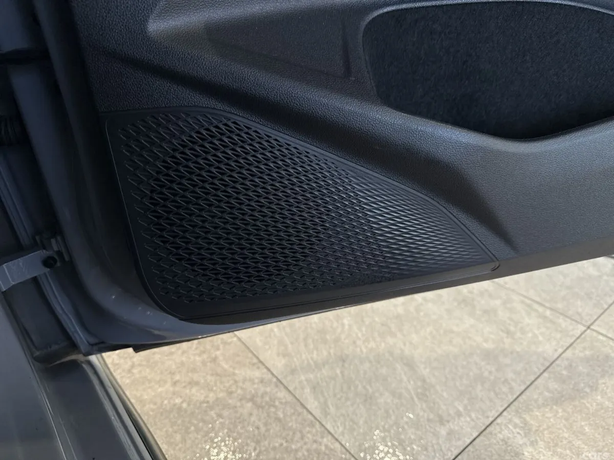 Volkswagen Golf Hatchback, Petrol Hybrid, 2022, Grey