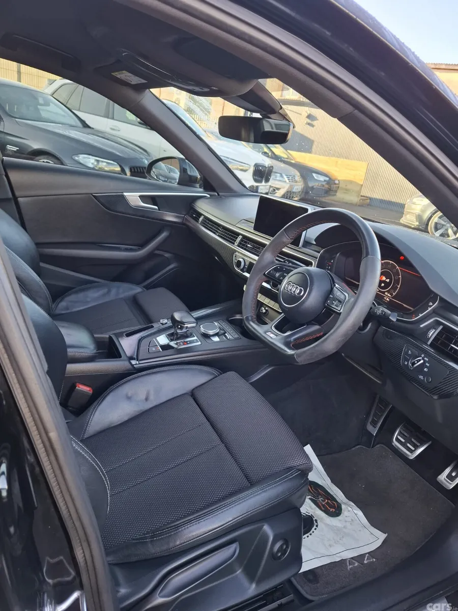 Audi A4 Saloon, Diesel, 2017, Black