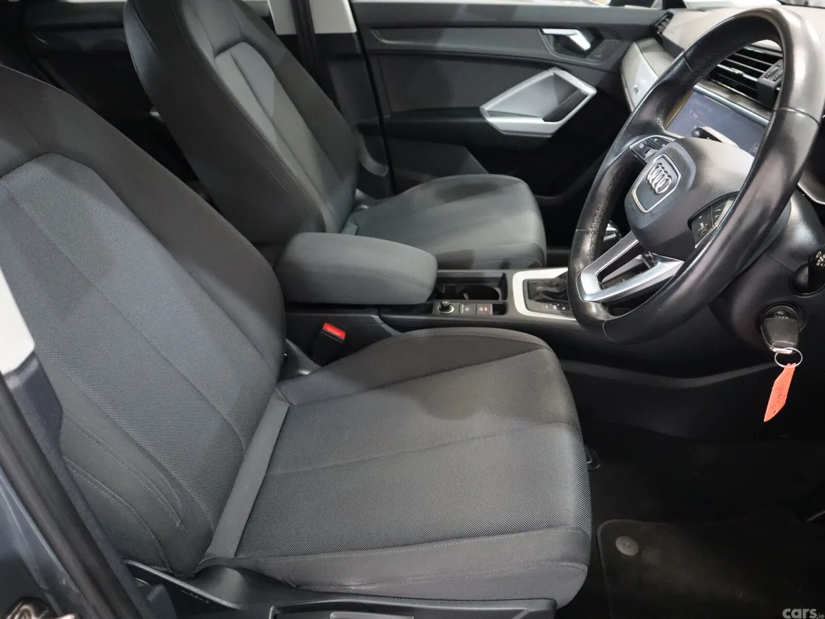 Audi Q3 SUV, Petrol Hybrid, 2022, Grey