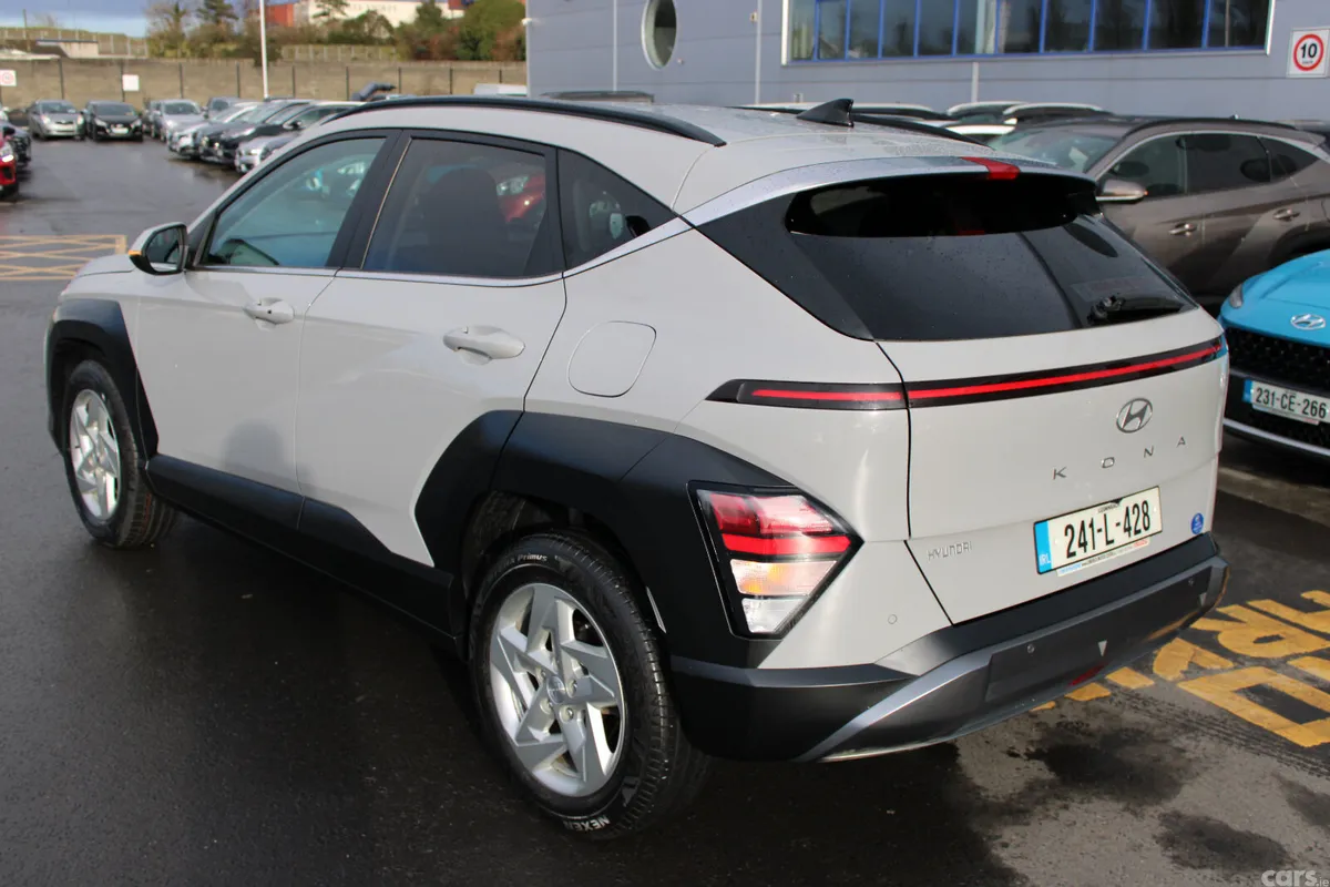 Hyundai KONA MPV, Petrol, 2024, Grey