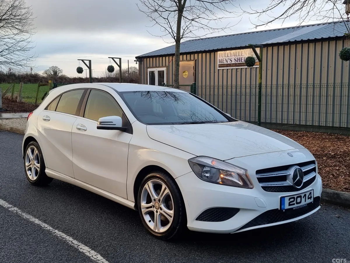Mercedes-Benz A-Class Hatchback, Petrol, 2014, White