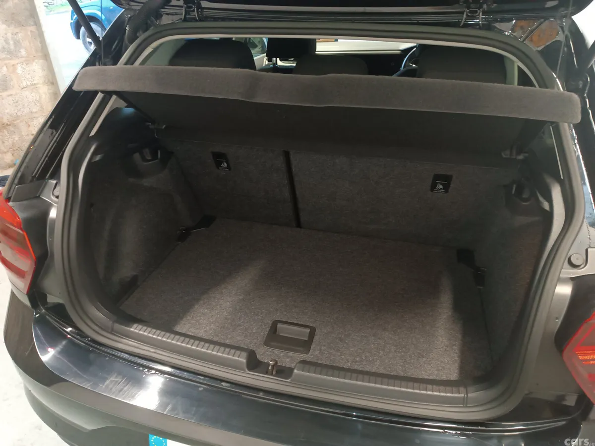 Volkswagen Polo Hatchback, Petrol, 2021, Black