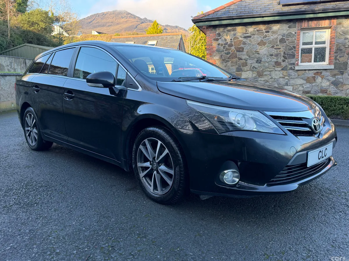 Toyota Avensis Estate, Diesel, 2014, Black