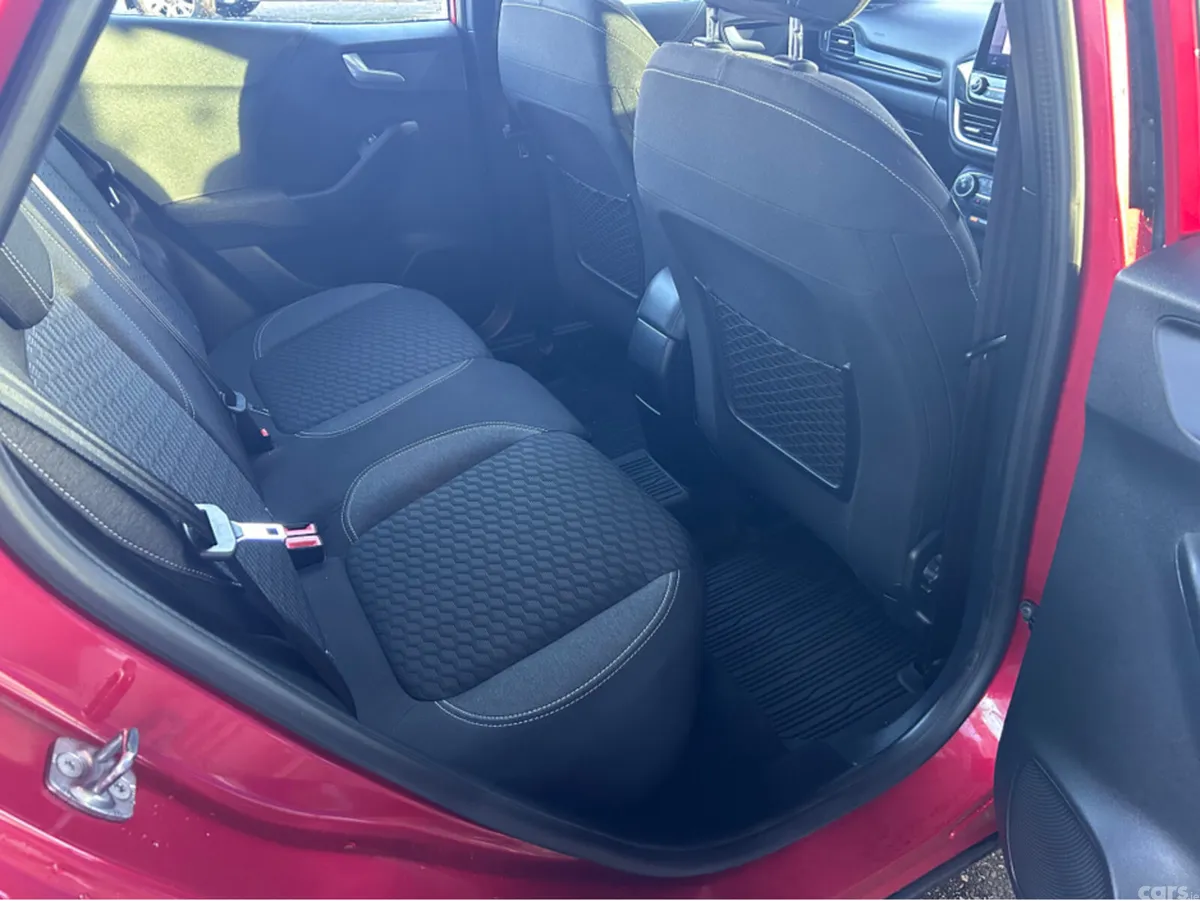 Ford Puma MPV, Petrol Hybrid, 2023, Red