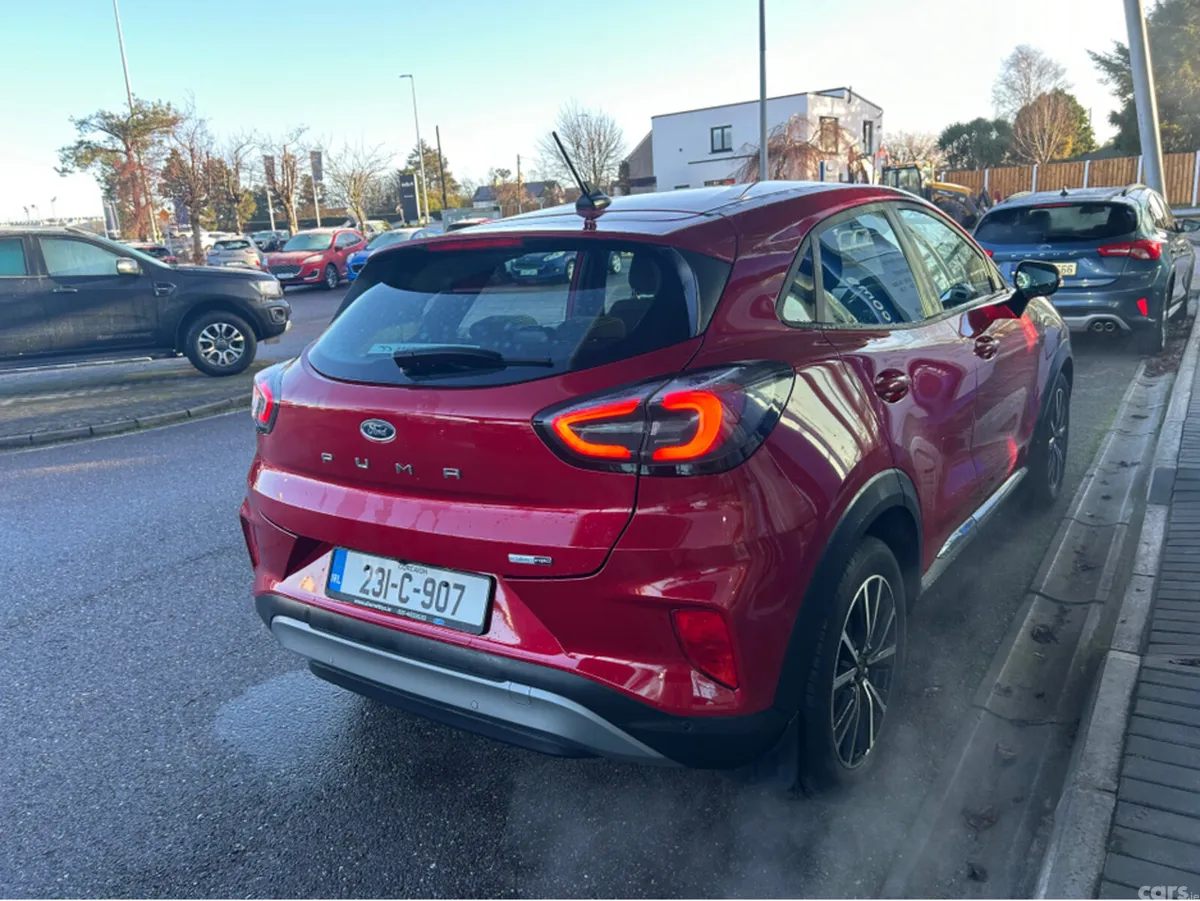 Ford Puma MPV, Petrol Hybrid, 2023, Red