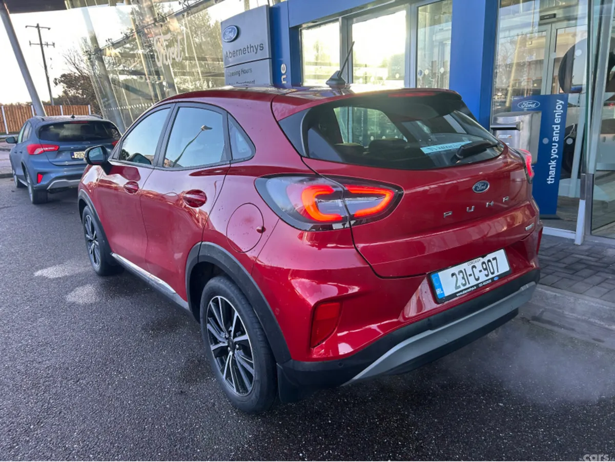 Ford Puma MPV, Petrol Hybrid, 2023, Red