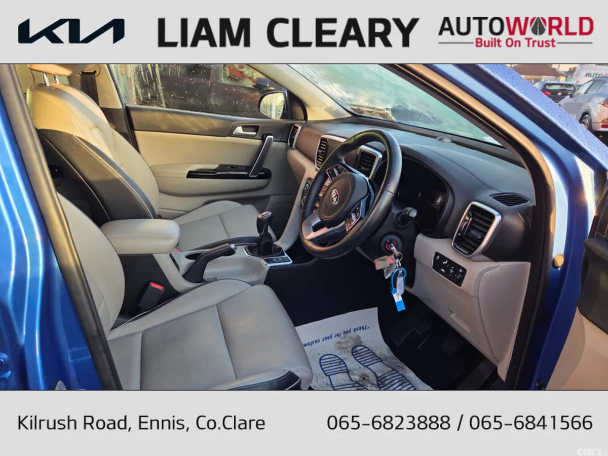 Kia Sportage MPV, Diesel Hybrid, 2021, Blue
