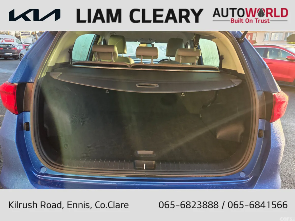 Kia Sportage MPV, Diesel Hybrid, 2021, Blue