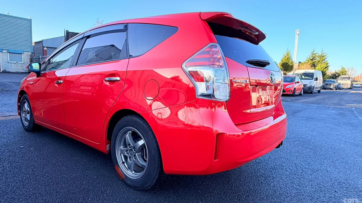 Toyota Prius Estate, Petrol Hybrid, 2016, Red