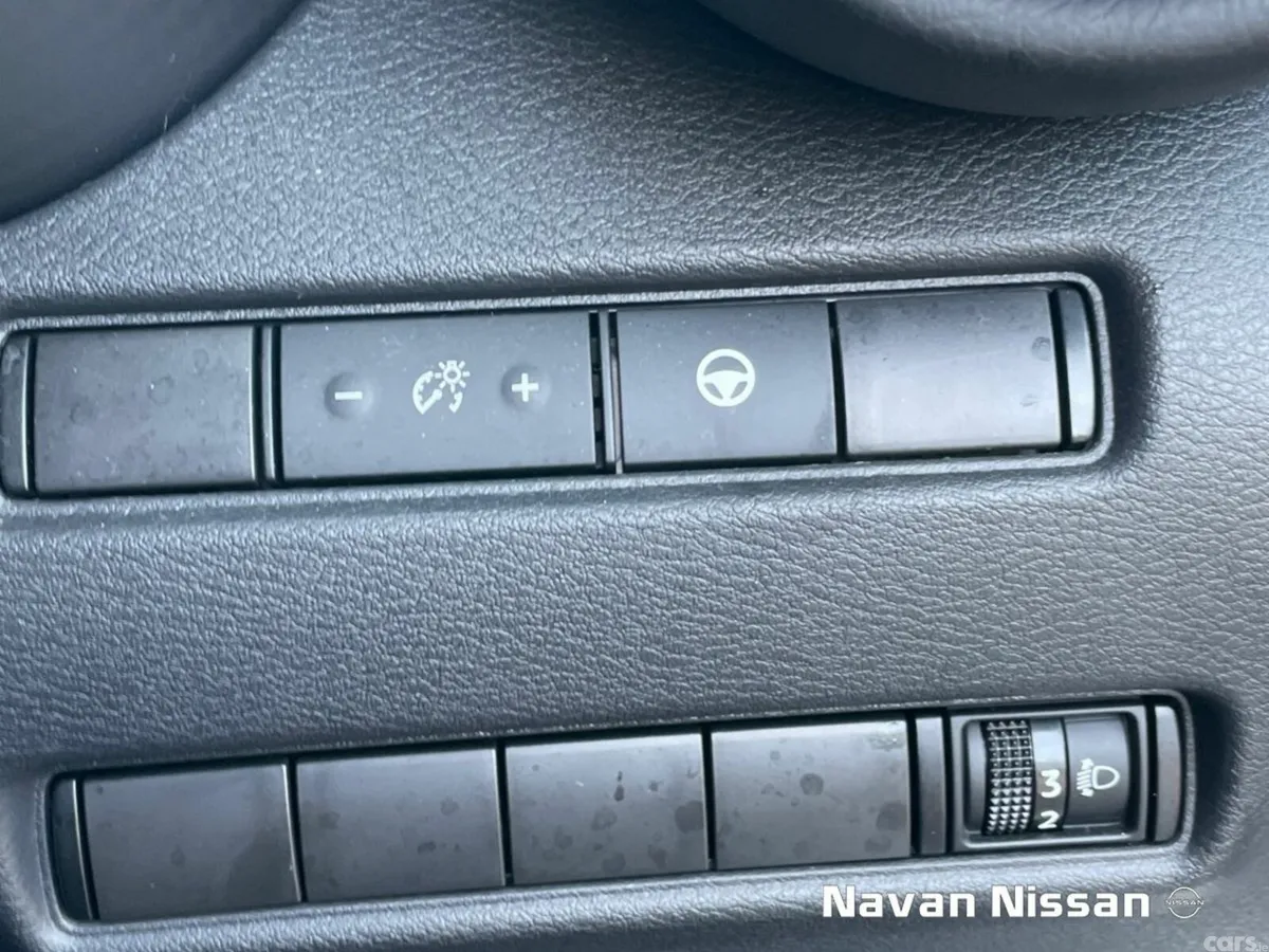 Nissan Juke SUV, Petrol, 2023, White