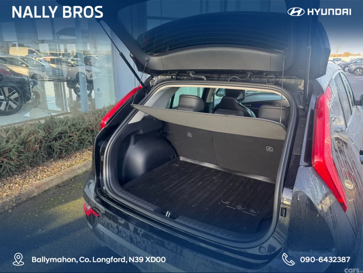 Kia Niro SUV, Petrol Hybrid, 2025, Black