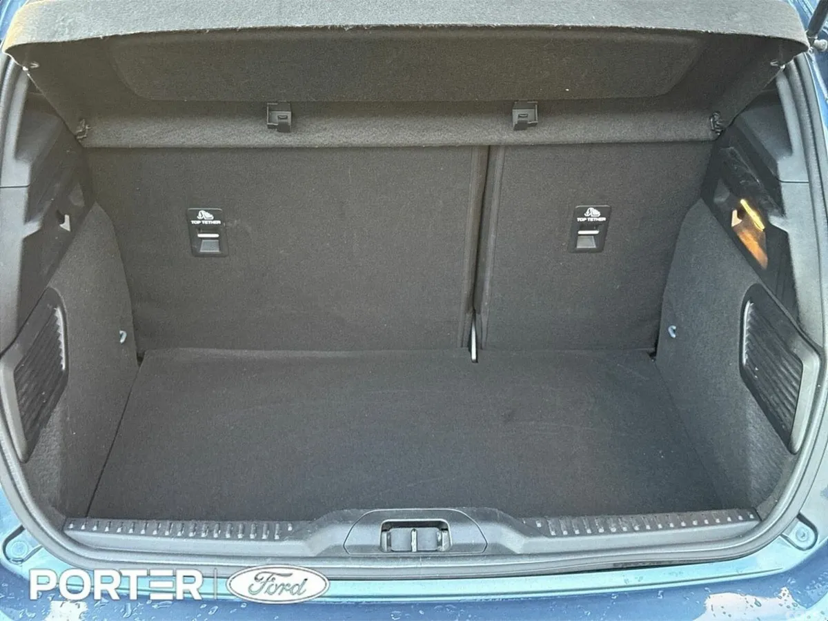 Ford Focus Hatchback, Petrol, 2023, Blue