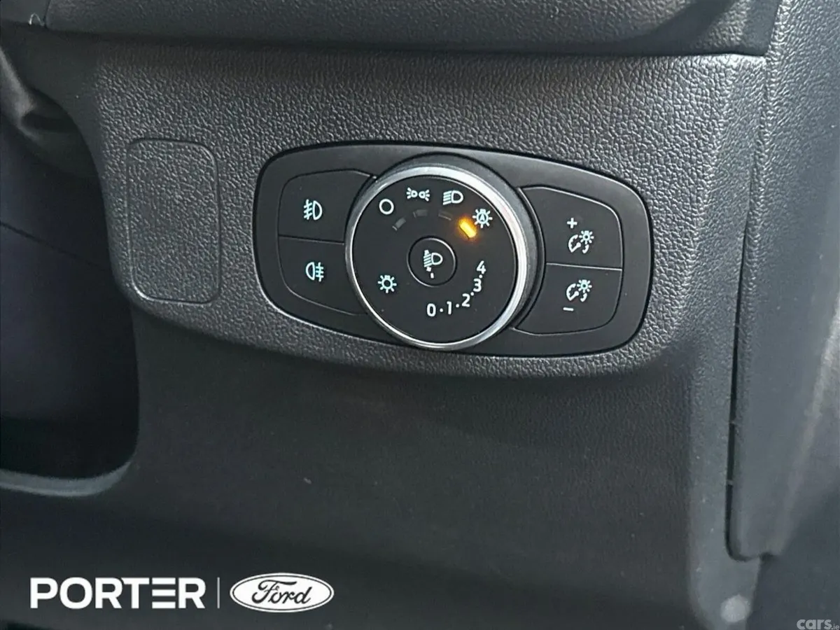 Ford Focus Hatchback, Petrol, 2023, Blue