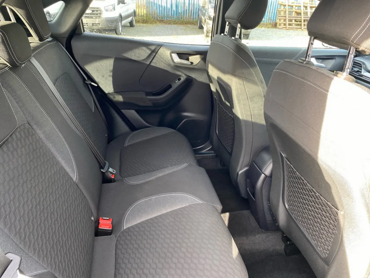 Ford Puma MPV, Petrol Hybrid, 2023, Black