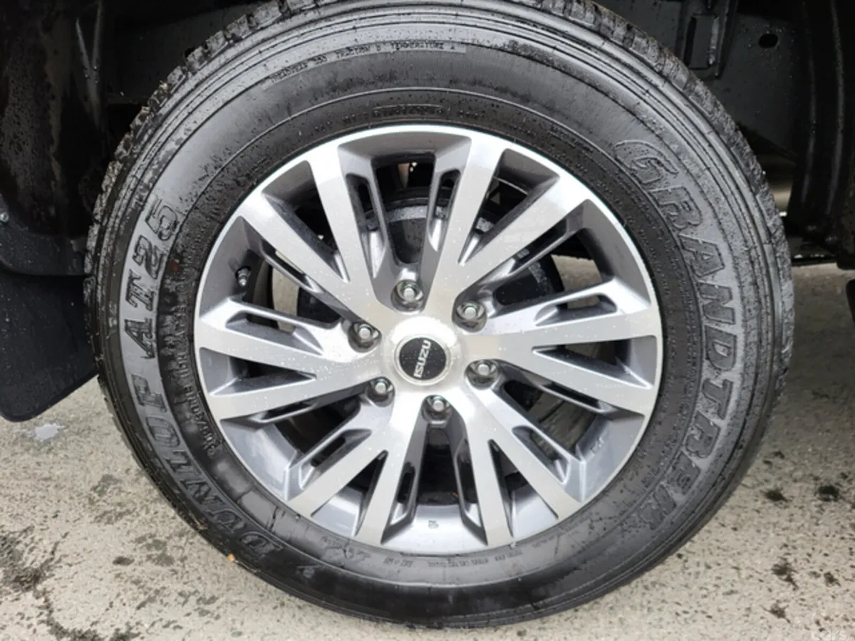 Isuzu D-Max Pick Up, Diesel, 2027, Grey