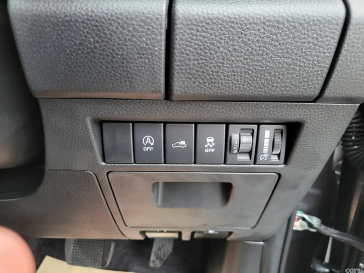 Isuzu D-Max Pick Up, Diesel, 2027, Grey