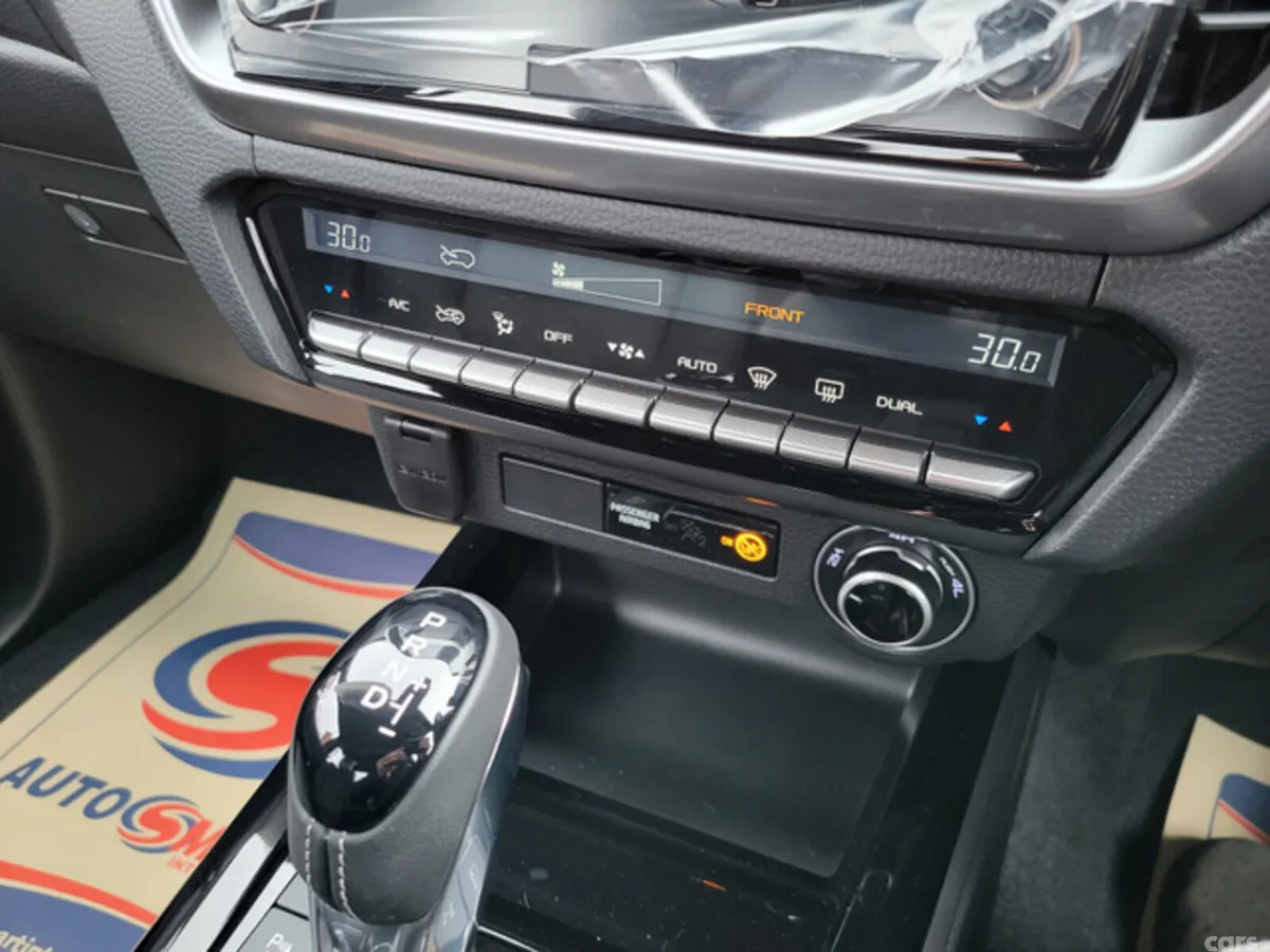 Isuzu D-Max Pick Up, Diesel, 2027, Grey