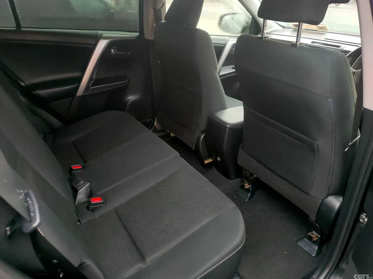 Toyota RAV4 SUV, Diesel, 2016, Black
